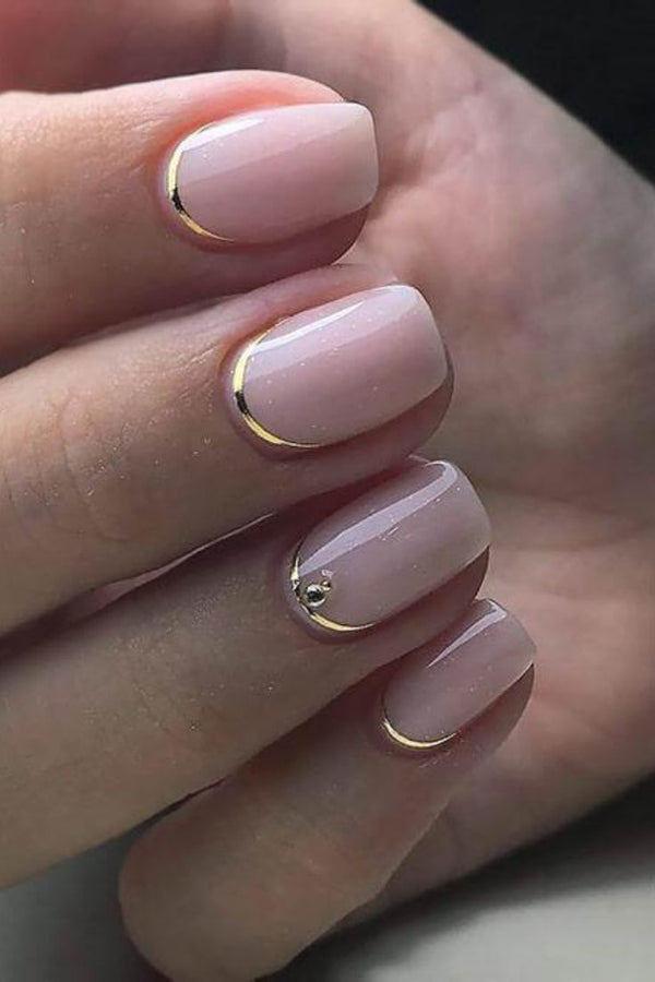 My Top 10 Tips for Avoiding Chipped Nails